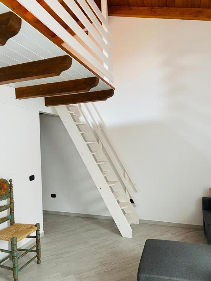 B&B Al Centro - Ossi Luaran gambar