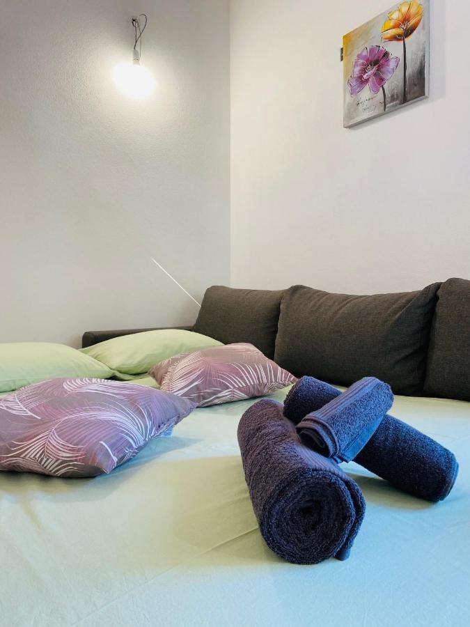 B&B Al Centro - Ossi Luaran gambar