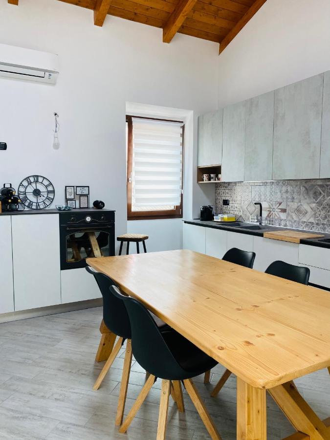 B&B Al Centro - Ossi Luaran gambar